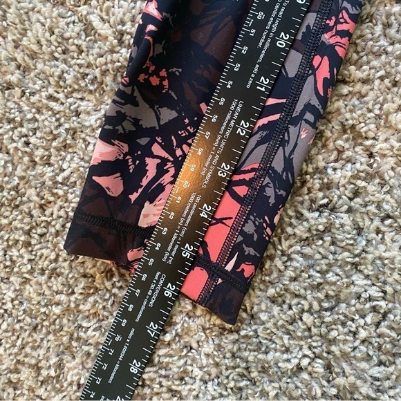 Lululemon Wunder Under Pant (Hi-Rise) Legging in Paint Storm Black / Coral Sz 4 - Picture 10 of 11